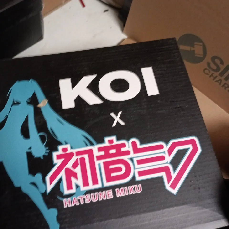 KOI X HATSUNE MIKU BOOTS – STYLE SWA-111 – BLACK/BLUE, UK 5 (US 7)