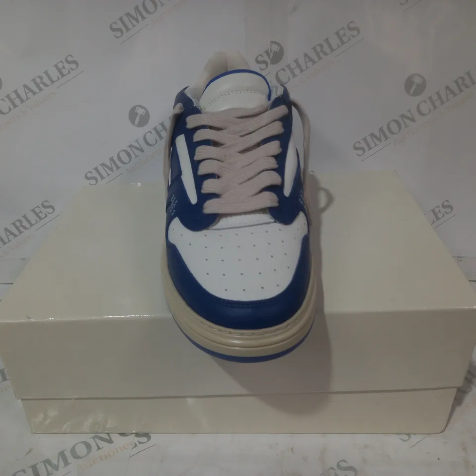 BOXED PAIR OF REPRESENT LEATHER TRAINERS IN WHITE/BLUE SIZE 13
