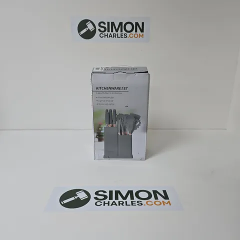 KITCHENWARE SET IN BOX WITH UTENSIL STAND