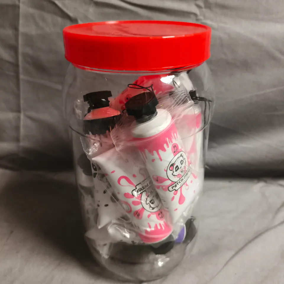 CLEAR PLASTIC CONTAINER OF APPROXIMATELY ASSORTED PATCH PANDA EARPHONES