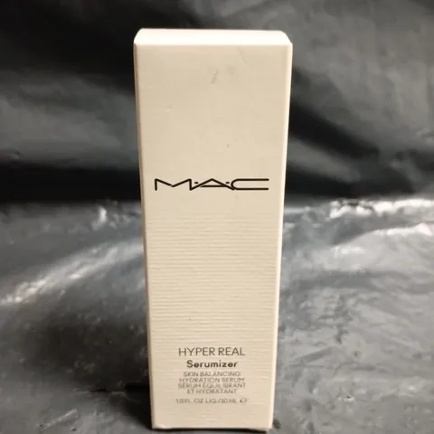 MAC HYPER REAL SERUMIZER (30ML)