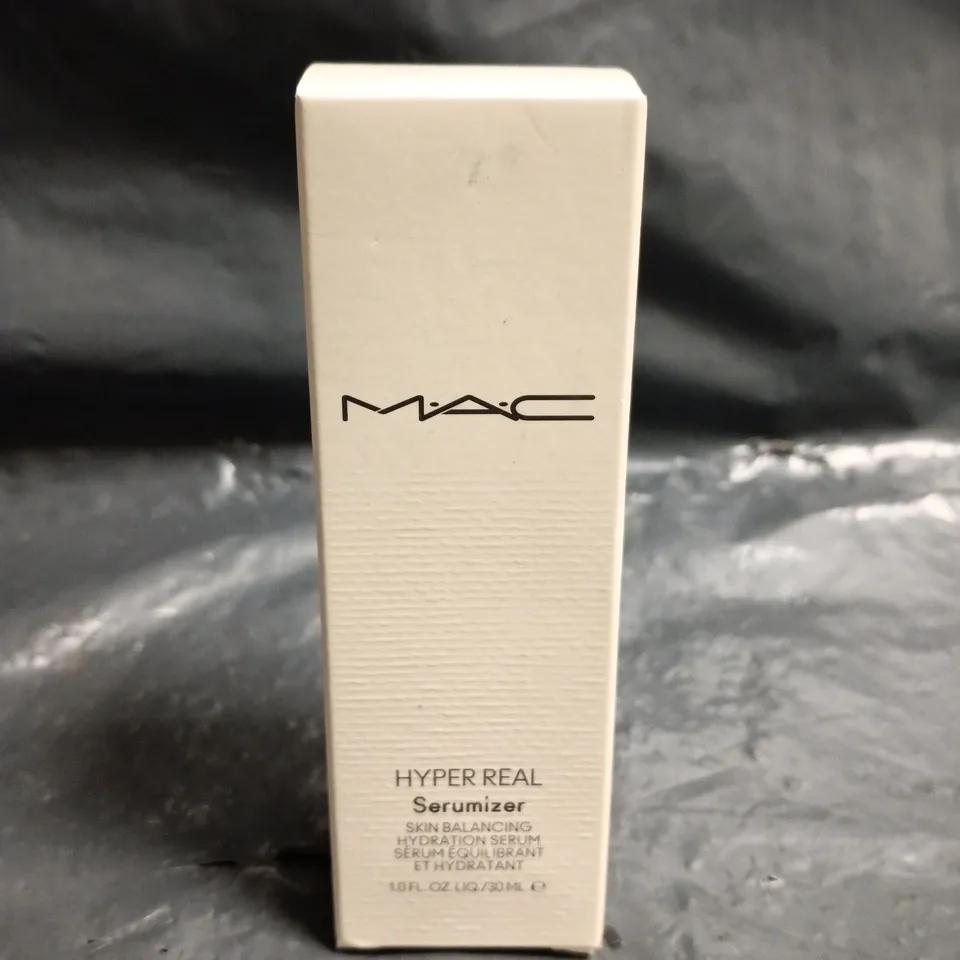 MAC HYPER REAL SERUMIZER (30ML)