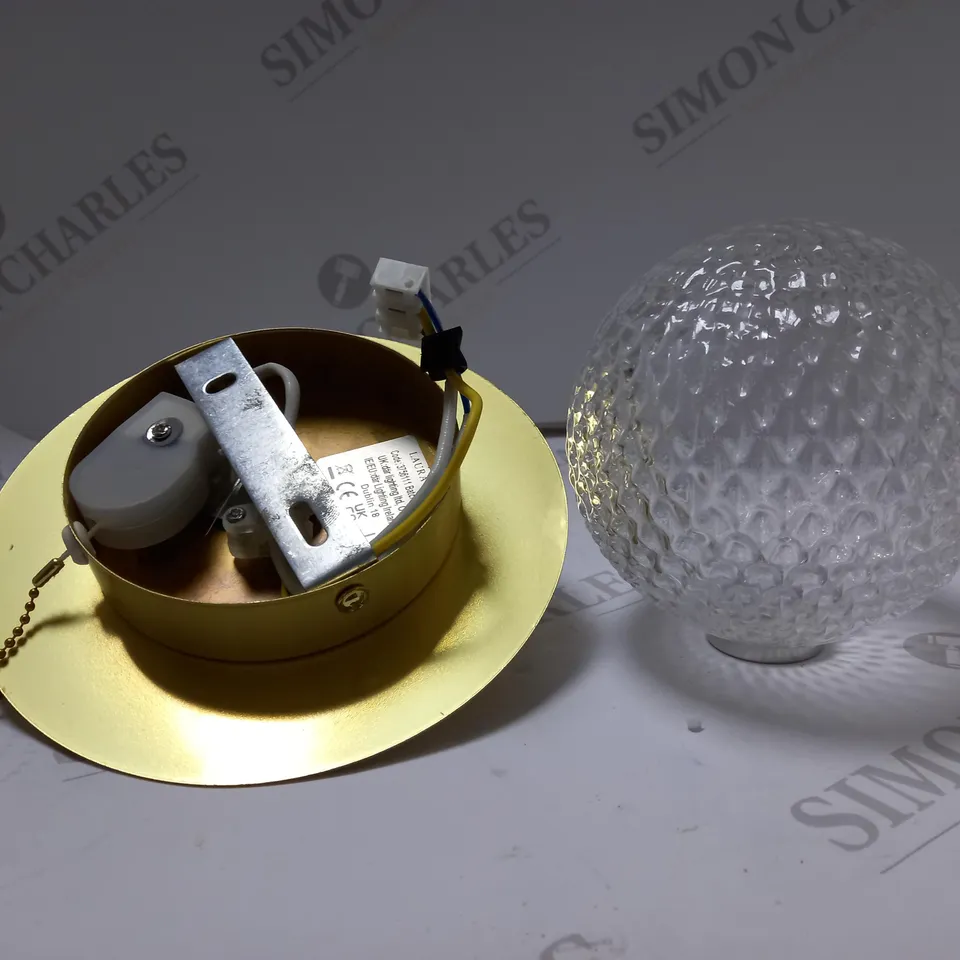 LAURA ASHLEY PRAGUE WALL LIGHT