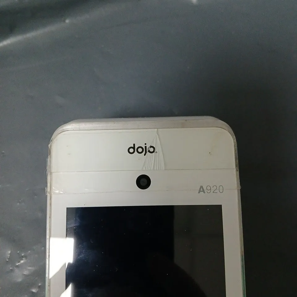 DOJO A920 CARD READER UNBOXED