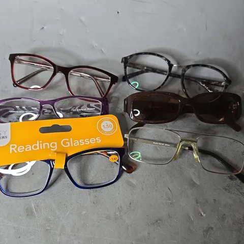 APPROXIMATELY 30 ASSORTED VISION CARE ITEMS TO INCLUDE - EYEWEAR GLASSES, SUNGLASSES