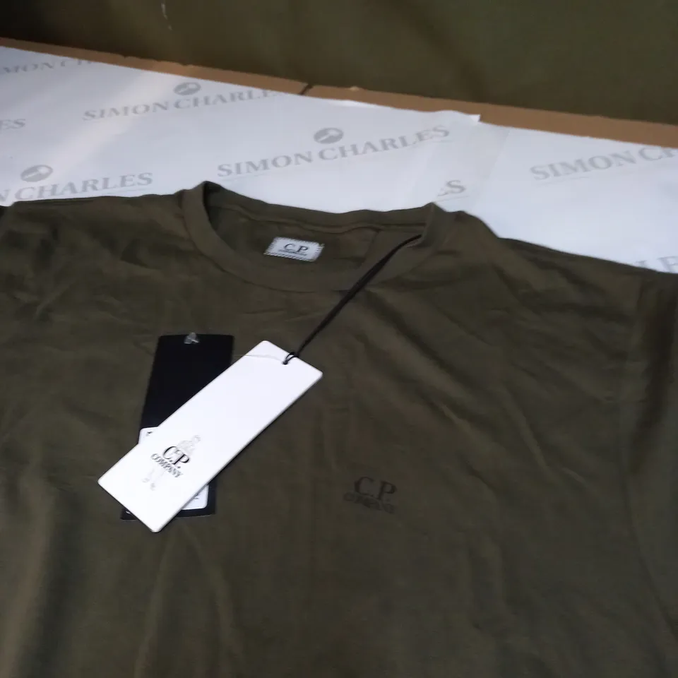 C.P. COMPANY LOGO T-SHIRT SIZE L 