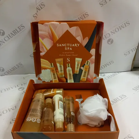 BOXED SANCTUARY SPA SIGNATURE PERFECT PAMPER PARCEL GIFT SET