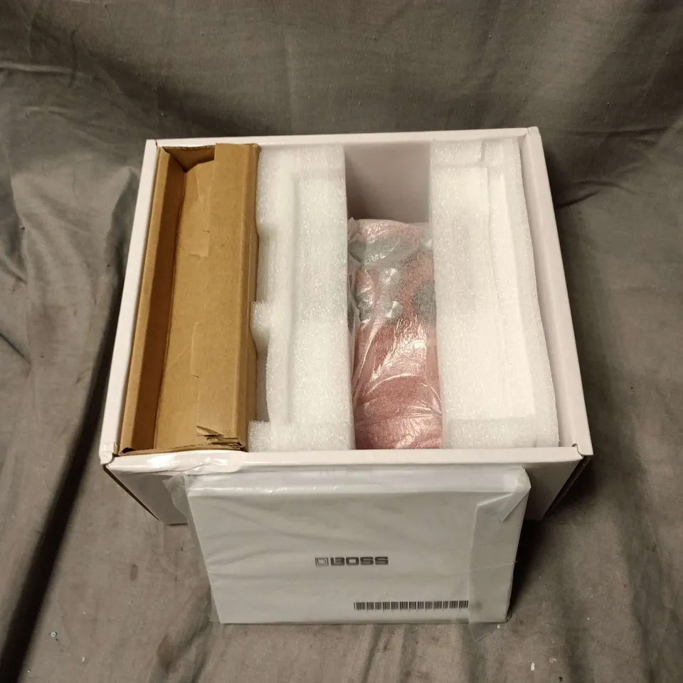 BOSS RHYTHM LOOP STATION RC-10R – PEDAL (BOXED)