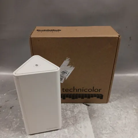 BOXED TECHNICOLOR OWA0131 WIFI EXTENDER