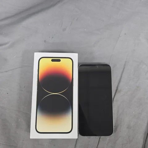 APPLE IPHONE - BOXED