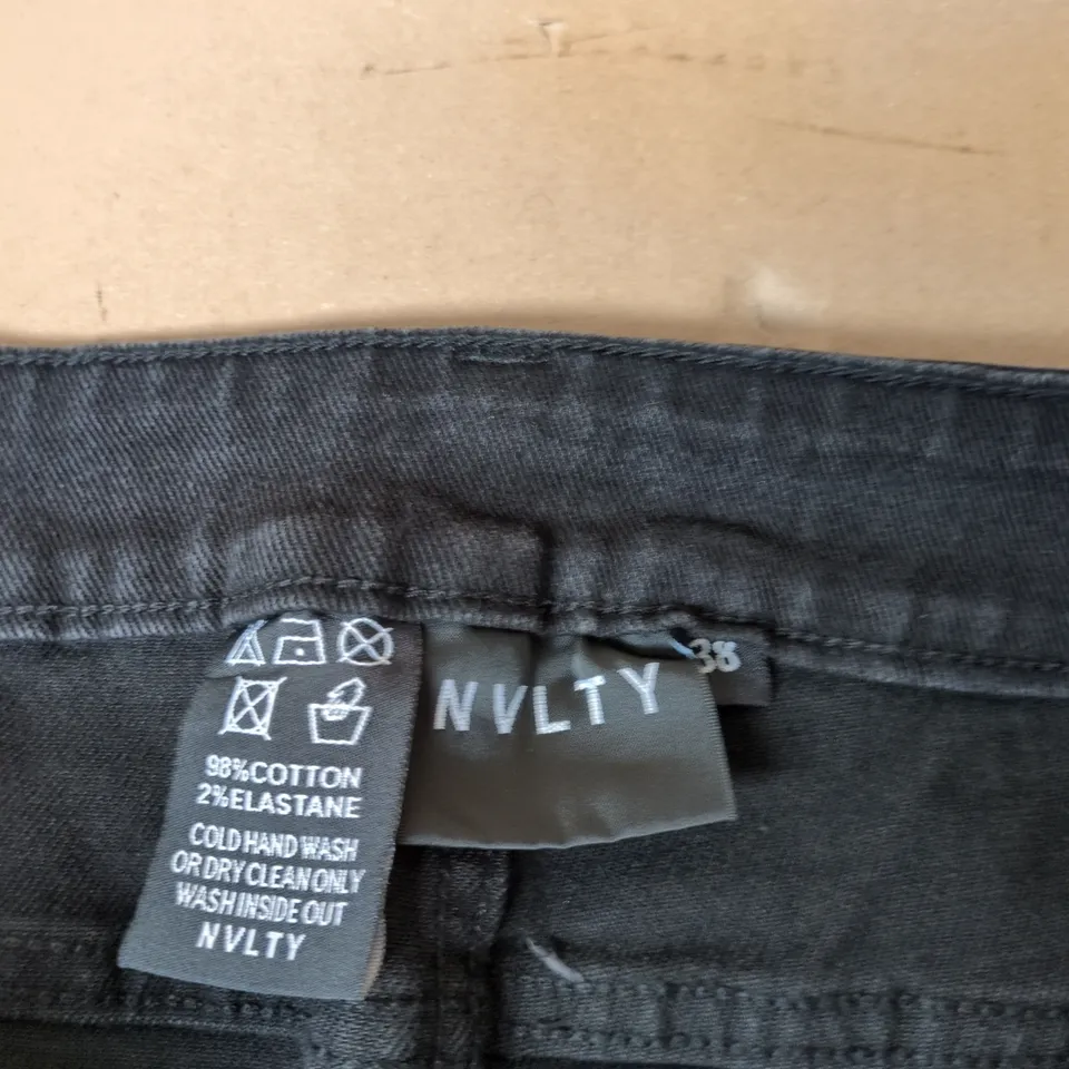 NVLTY VINTAGE FLARE WAVE JEANS, BLACK – SIZE 38