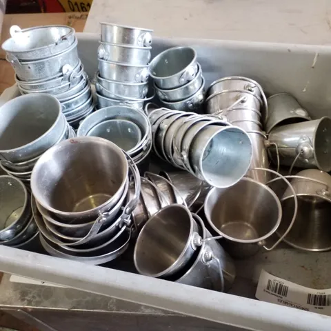 LOT OF APPROXIMATELY 55 SMALL METAL BUCKETS 