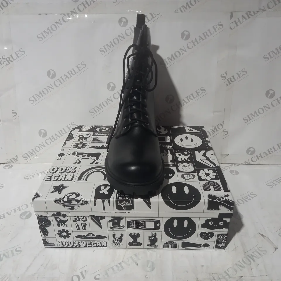 BRAND NEW BOXED PAIR OF KOI THE STATEMENT ANIMAL FREE VEGAN LEATHER MEN'S MILITARY BOOTS IN BLACK UK SIZE 12