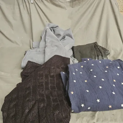 BOX OF APPROXIMATELY 20 ASSORTED CLOTHING ITEMS TO INCLUDE LEATHER TROUSERS, HOODIE, KNITTED BUTTONED TOP, PYJAMA TROUSERS ETC