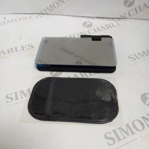 BOXED SMARTPHONE HUD HOLDER