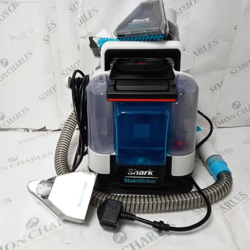 BOXED SHARK STAIN STRIKER PET SPOT CLEANER PX200UKT