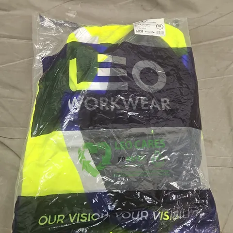 BAGGED LEO WORKWEAR CLOVELLY BREATHABLE EXECUTIVE ANORAK IN YELLOW/NAVY BLUE (A04-Y/NV-LEO) - 4XL