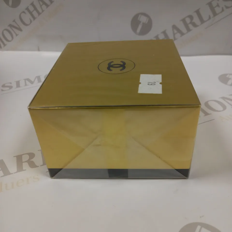 CHANEL SUBLIMAGE LE TEINT ULTIMATE RADIANCE-GENERATING CREAM FOUNDATION 30G