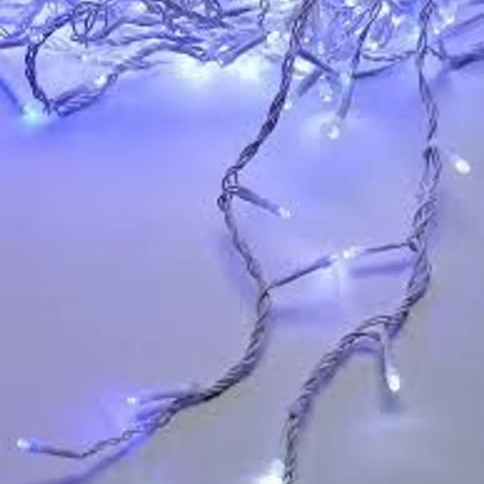 FESTIVE 960 BLUE/WHITE LED SNOWING ICICLE OUTDOOR CHRISTMAS LIGHTS