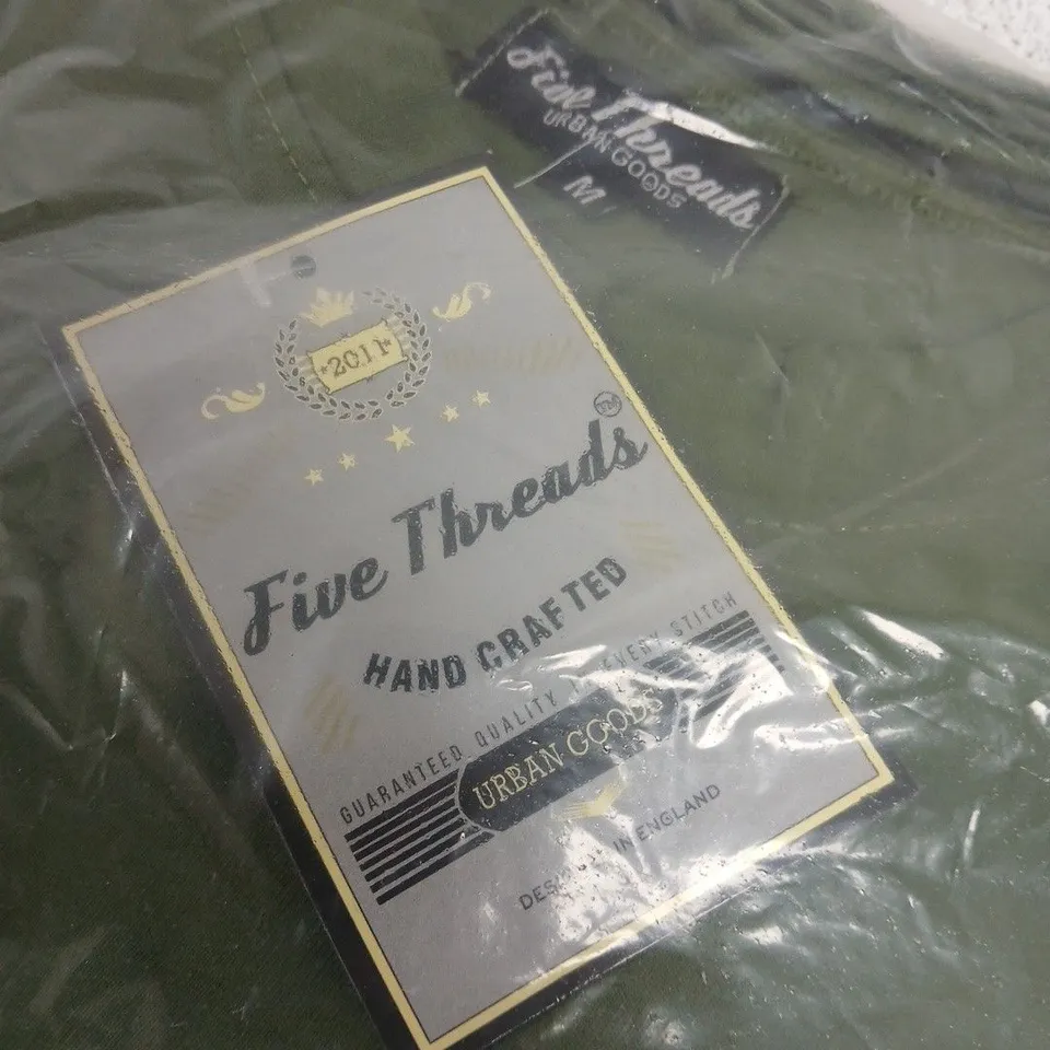 FIVE THREADS URBAN GOODS OLIVE GREEN T-SHIRT – SIZE M