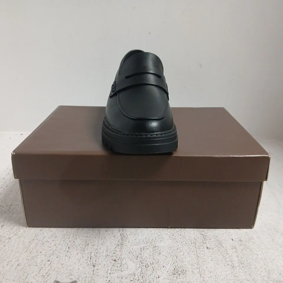 BOXED PAIR OF NAE VEGAN LOAFERS IN BLACK SIZE UK 6