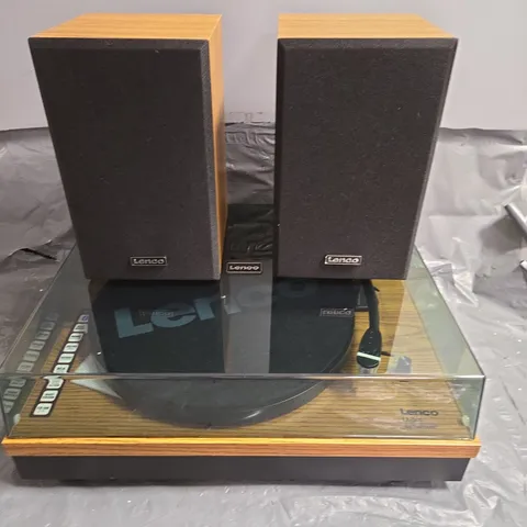 LENCO LS-300WD BELT DRIVE TURNTABLE WITH BLUETOOTH AND WOODEN SPEAKERS