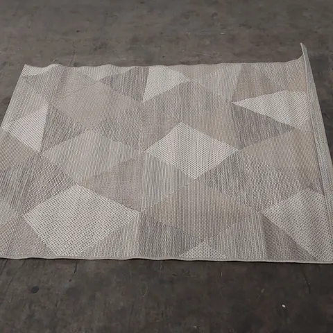 BRAND NEW BAGGED PACO HOME KORTRIJK RUG - 170 x 120cm
