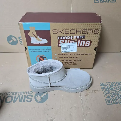 SKECHERS HANDS FREE SLIP-INS SLIPPERS – GREY, FUR-LINED - SIZE USA 7.5