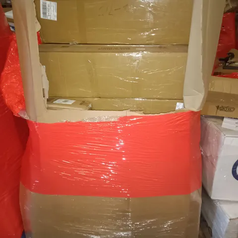 PALLET OF ASSORTED ITEMS TO INCLUDE MULTIPLE BOXED CHRISTMAS TREES