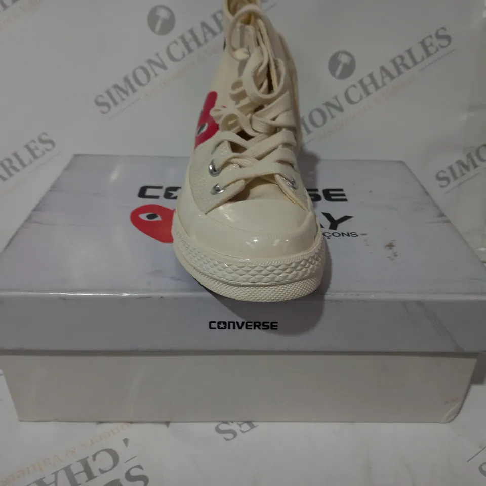 BOXED PAIR OF CONVERSE PLAY SHOES IN CREAM UK SIZE 3