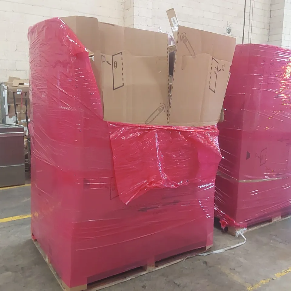 PALLET OF ASSORTED ITEMS INCLUDING: SHOWER MIXER SYSTEM, 8-TIER PLANT STAND, DOUBLE SIDE SIGN STAND, RETRACTABLE GATE, LED BATTEN LIGHT ECT