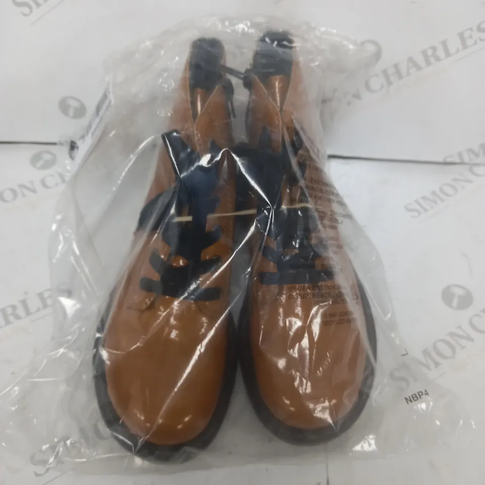 RIEKER LACE ANKLE BOOT OCHRE SIZE 5
