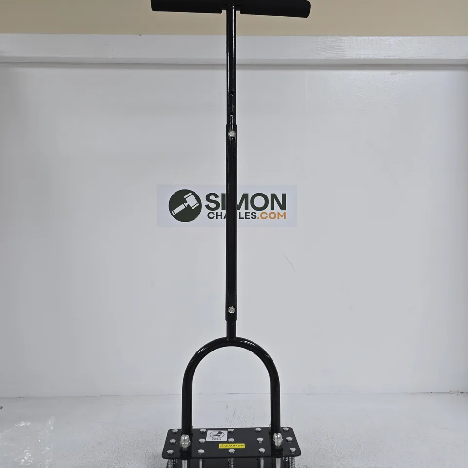 LAWN CORING TOOL