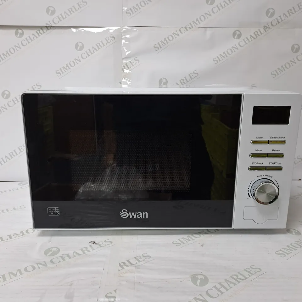 BOXED SWAN 20L 700W DIGITAL MICROWAVE - WHITE RRP £64