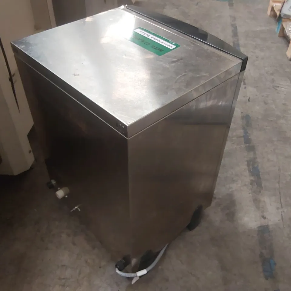 INSTANTA CT6000-9 PREMIUM COUNTER TOP BOILER TWIN TAPS