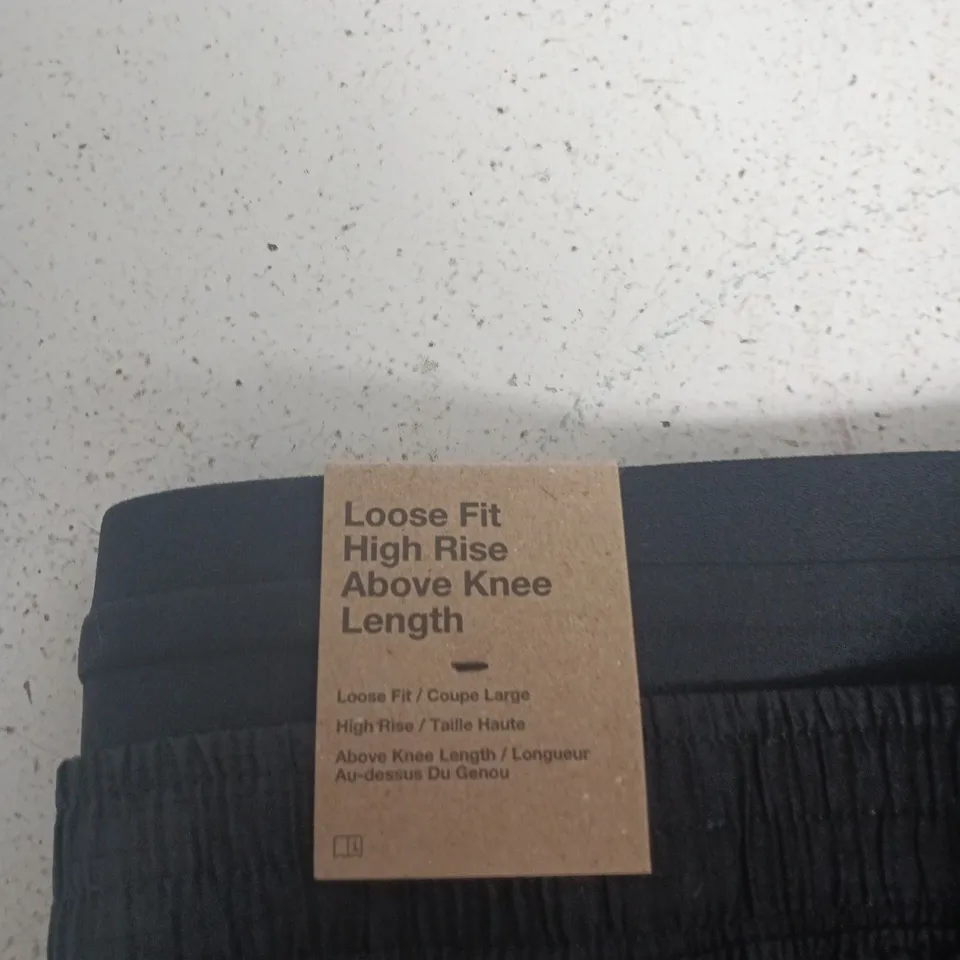 NIKE SHORTS – BLACK – XL 