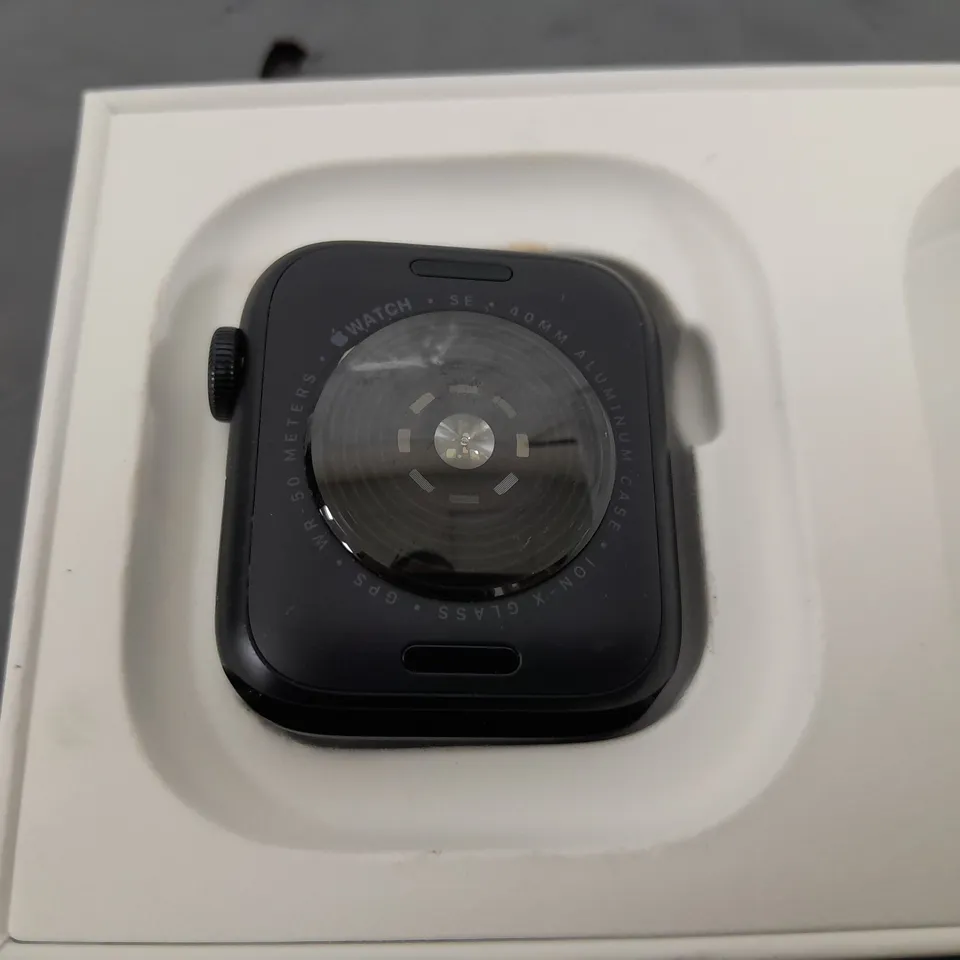 APPLE WATCH SE 40MM
