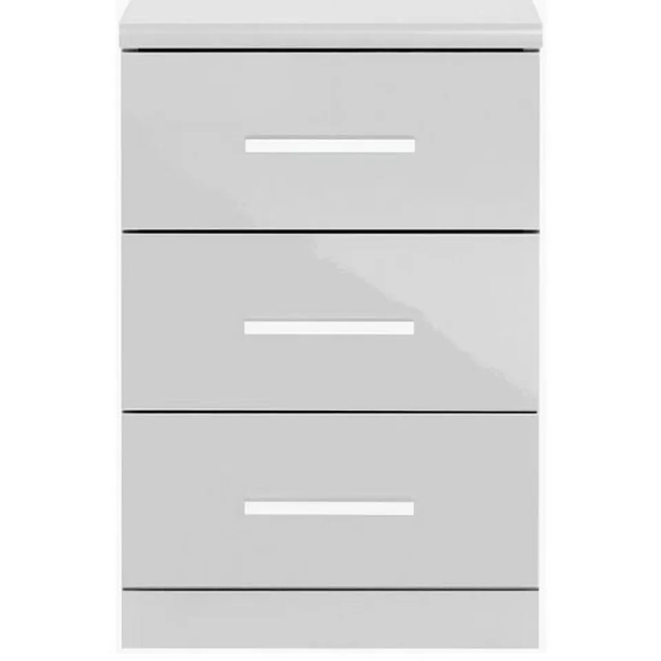 BOXED PAIR OF PRAGUE WHITE GLOSS BEDSIDE CABINETS (1 BOX) RRP £159