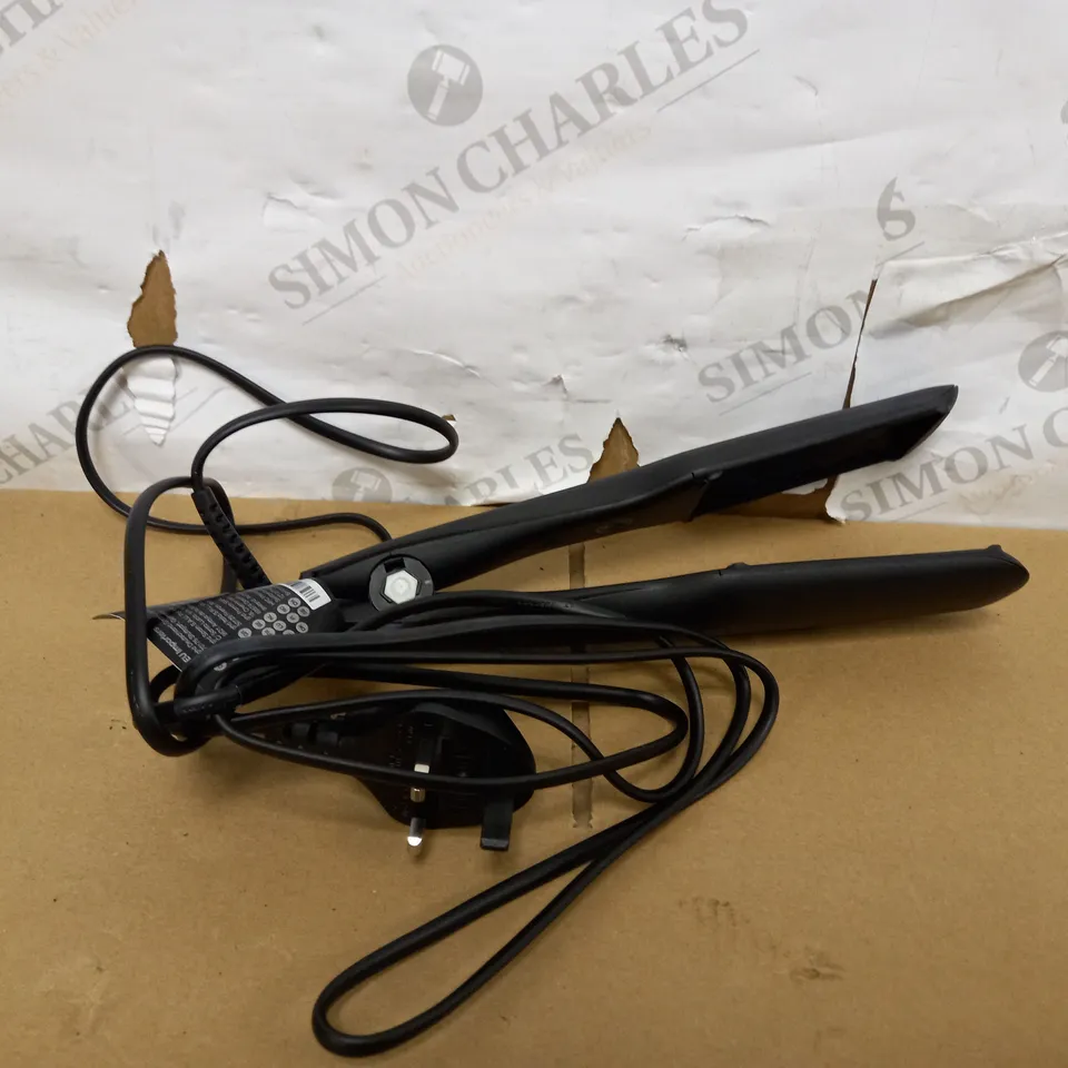 GHD MAX STYLER PROFESSIONAL HAIR STRAIGHTENERS - BLACK