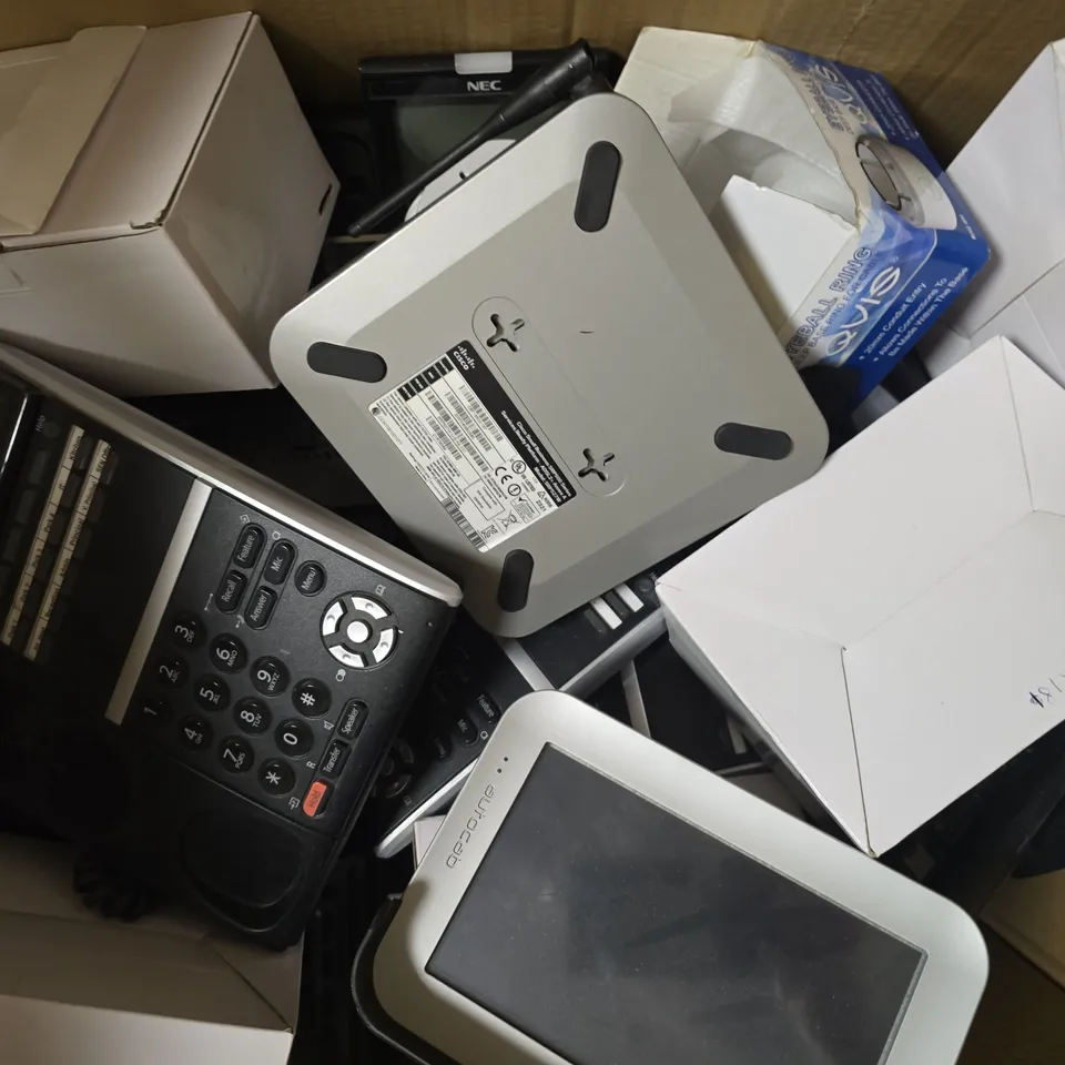 BOX OF APPROXIMATELY 20 ASSORTED ELECTRIC ITEMS TO INCLUDE LANDLINE TELEPHONES, AND AUTOCAB CONTROL UNITS, ETC