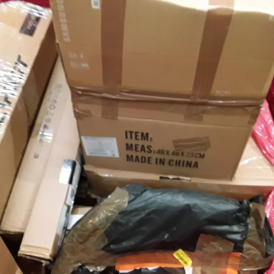 PALLET TO CONTAIN AN ASSORTMENT OF HOUSEHOLD ITEMS TO INCLUDE TV WALL MOUNT, WALL CLOCKS COMPUTER MONITOR AND BAGS ECT