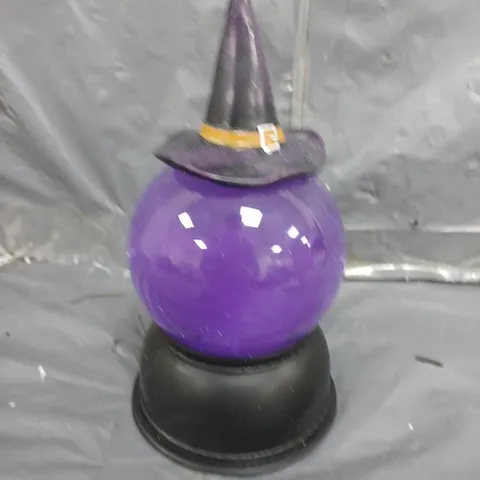 HALLOWEEN SNOWGLOBE