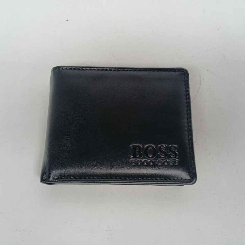 HUGO BOSS WALLET IN BLACK