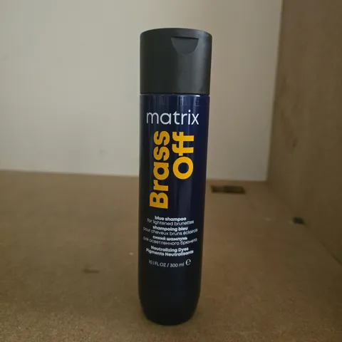 MATRIX BRASS OFF BLUE SHAMPOO FOR LIGHTENED BRUNETTES – 300 ML