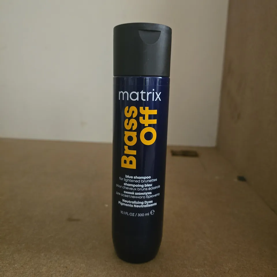 MATRIX BRASS OFF BLUE SHAMPOO FOR LIGHTENED BRUNETTES – 300 ML