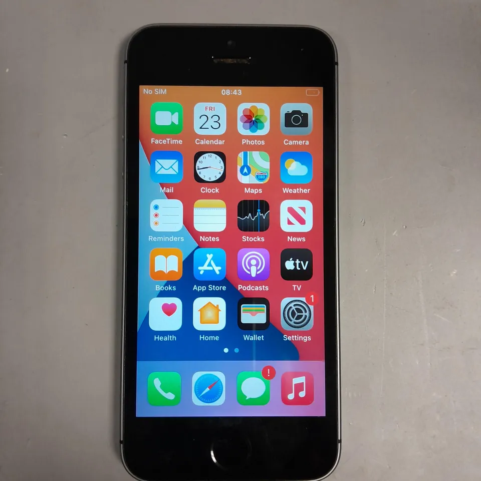 APPLE IPHONE 5 SE SMARTPHONE 