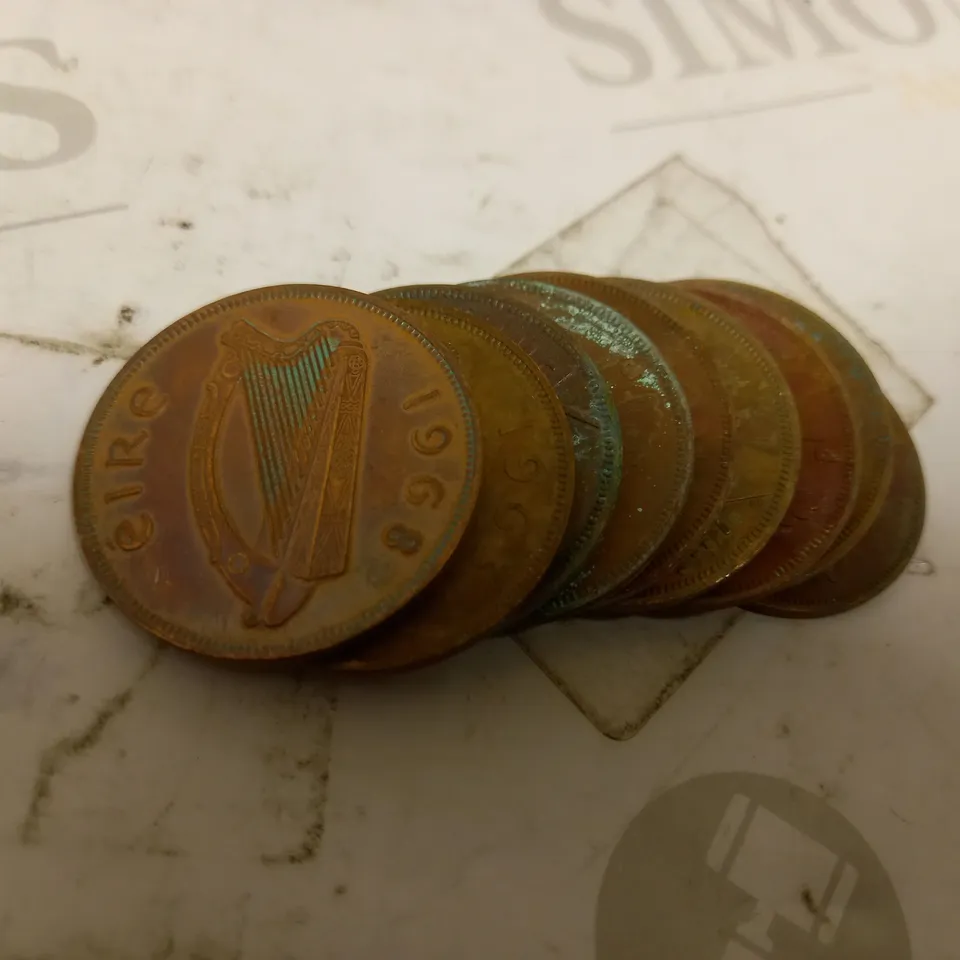 LOT OF APPROXIMATELY 50 EIRE 1968 1D COINS