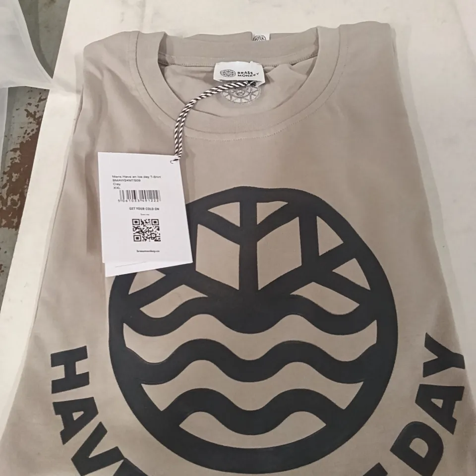 BOX OF BRASS MONKEY T-SHIRTS - CLAY SIZE XXL APPROXIMATELY 7