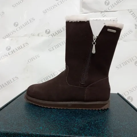 EMU AUSTRAILIA GRAVELLY BOOTS - ESPRESSO - SIZE 6
