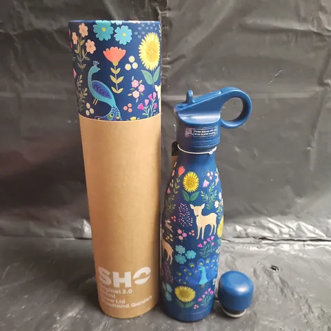 SHO ORIGINAL 2.0 WATER BOTTLE 500ML – STRAW LID, BLUE WOODLAND GARDEN